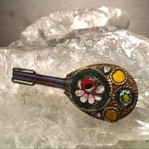 Vintage 60s mandolin pin